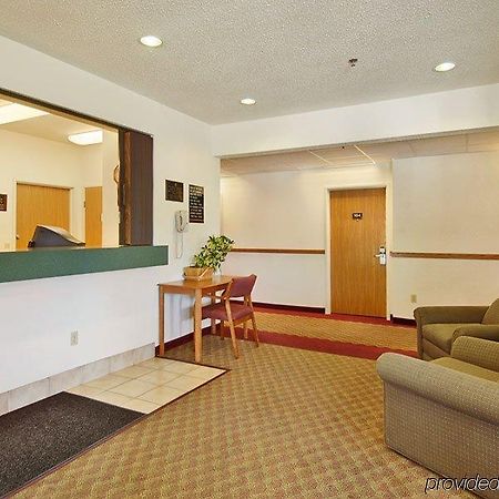 Wamego Inn And Suites Interiér fotografie